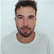 Maestro de primaria y hasta 2° ESO con una experiencia de más de 10 años.